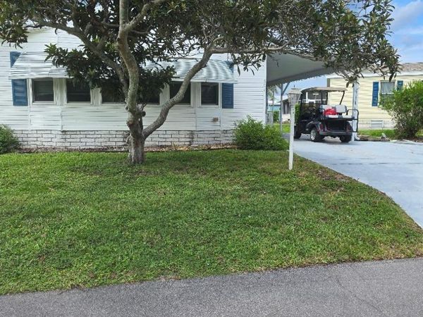 504 THAMES BLUFF Ridge, Unit D-23, Fort Pierce, FL 34982