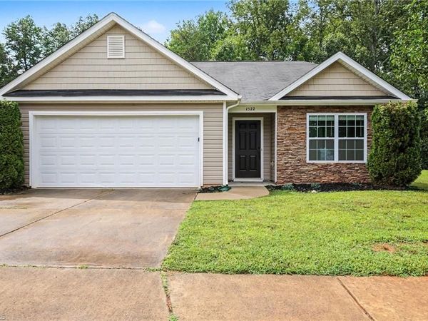 1522 Weatherend Drive , Rural Hall, NC 27045
