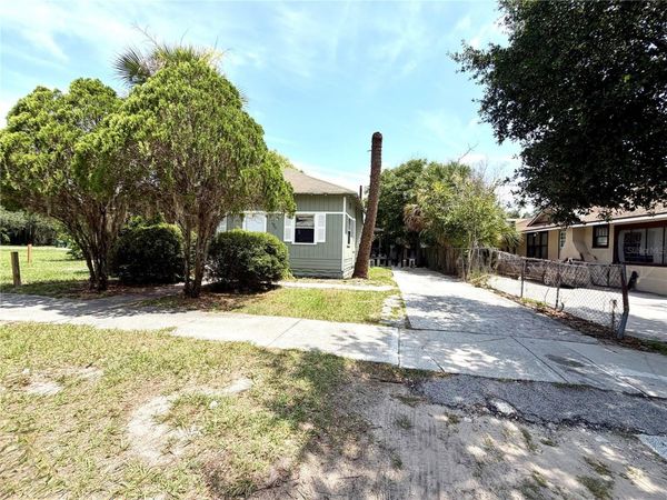 209 AVENUE C NE, WINTER HAVEN, FL 33881