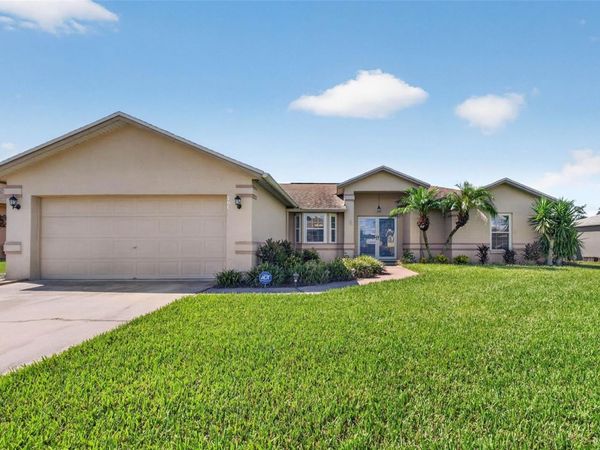 706 HIGHLAND CREST LOOP , LAKE WALES, FL 33853