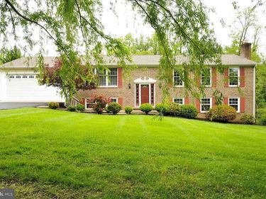 10506 OAK PLACE, FAIRFAX, VA 22030