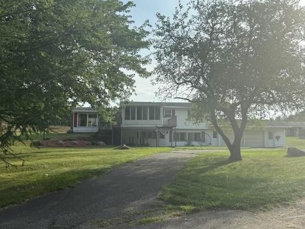 5221 S Maple Island Road, Hesperia, MI 49421