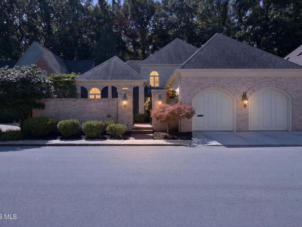 46 Exmoor , Ottawa Hills, OH 43615