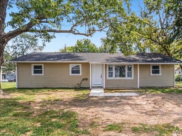 545 Johnson Street , Bourbon, MO 65441