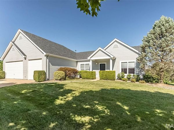 865 Bellerive Manor Drive, St Louis, MO 63141
