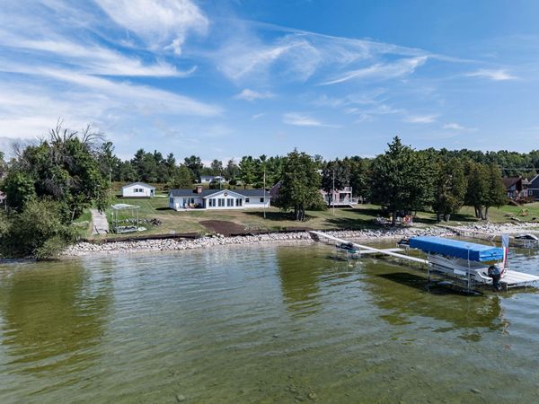 449 Cedar Drive, Indian River, MI 49749