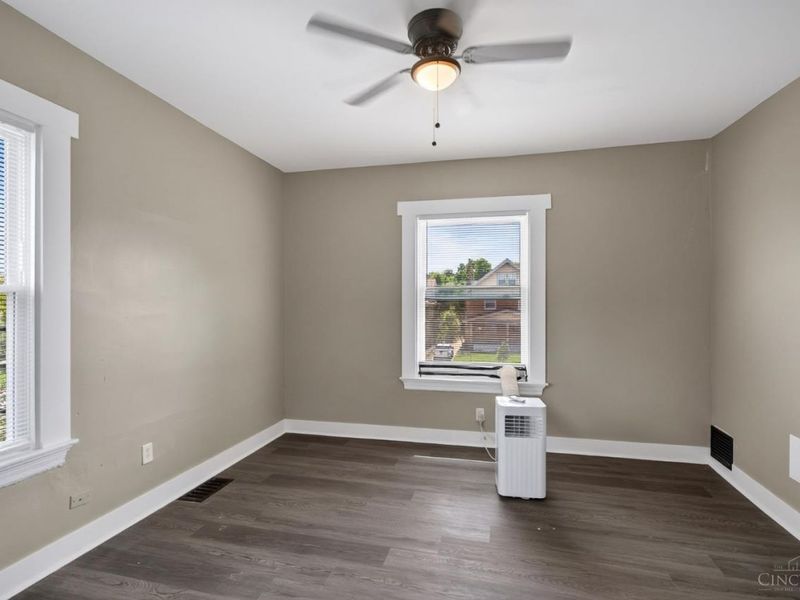 820 Cleveland Avenue, Cincinnati, OH 45229 Photo 13