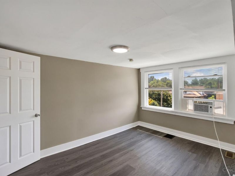 820 Cleveland Avenue, Cincinnati, OH 45229 Photo 28