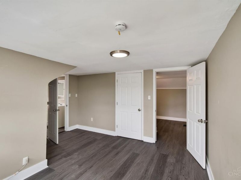 820 Cleveland Avenue, Cincinnati, OH 45229 Photo 29