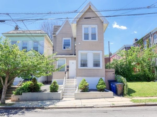 9 Emerson Pl, Newark, NJ 07114