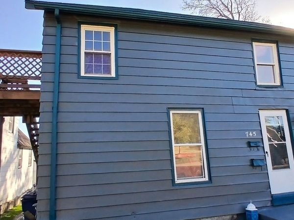 745 1st Avenue, Clinton, IA 52732