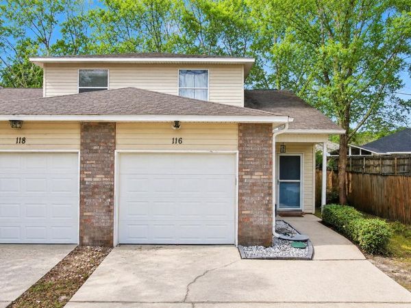 116 Dolphin Road, Unit 116, Mary Esther, FL 32569