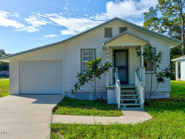 701 Flomich Street, Holly Hill, FL 32117