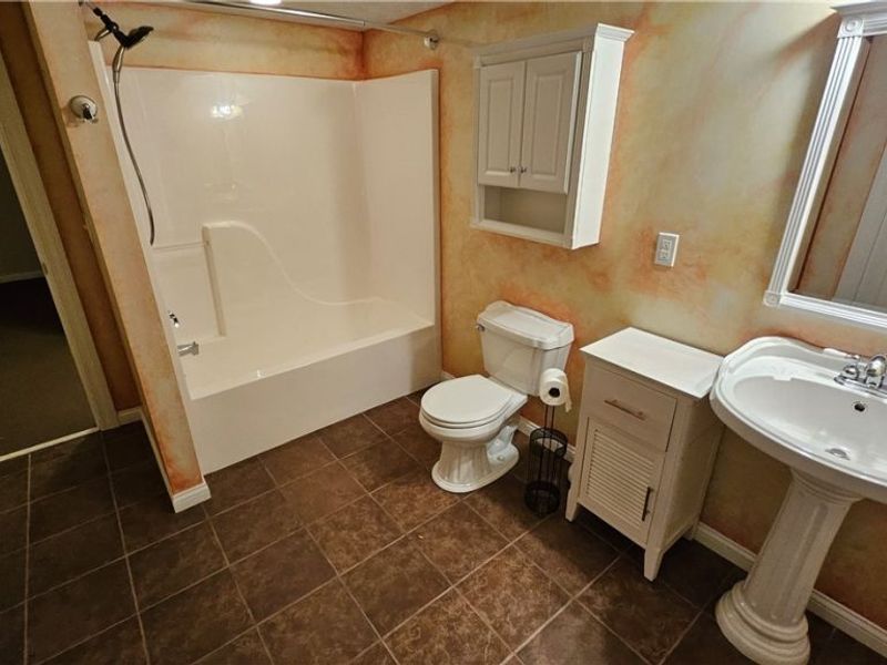 7235 Dursley Court, Solon, OH 44139 Photo 32