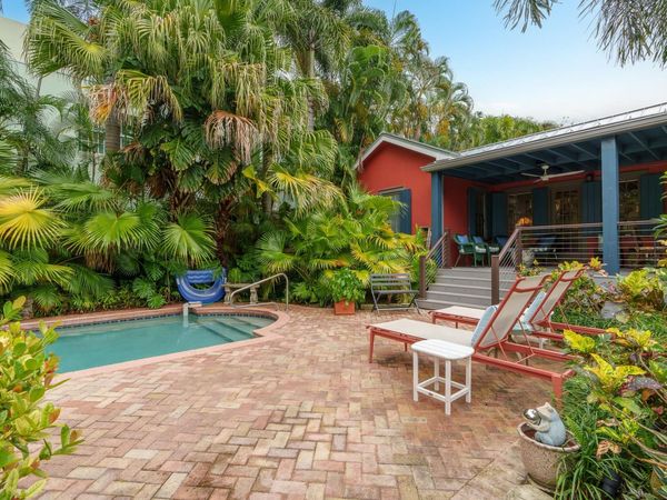 1609 NE 2ND Court, Fort Lauderdale, FL 33301