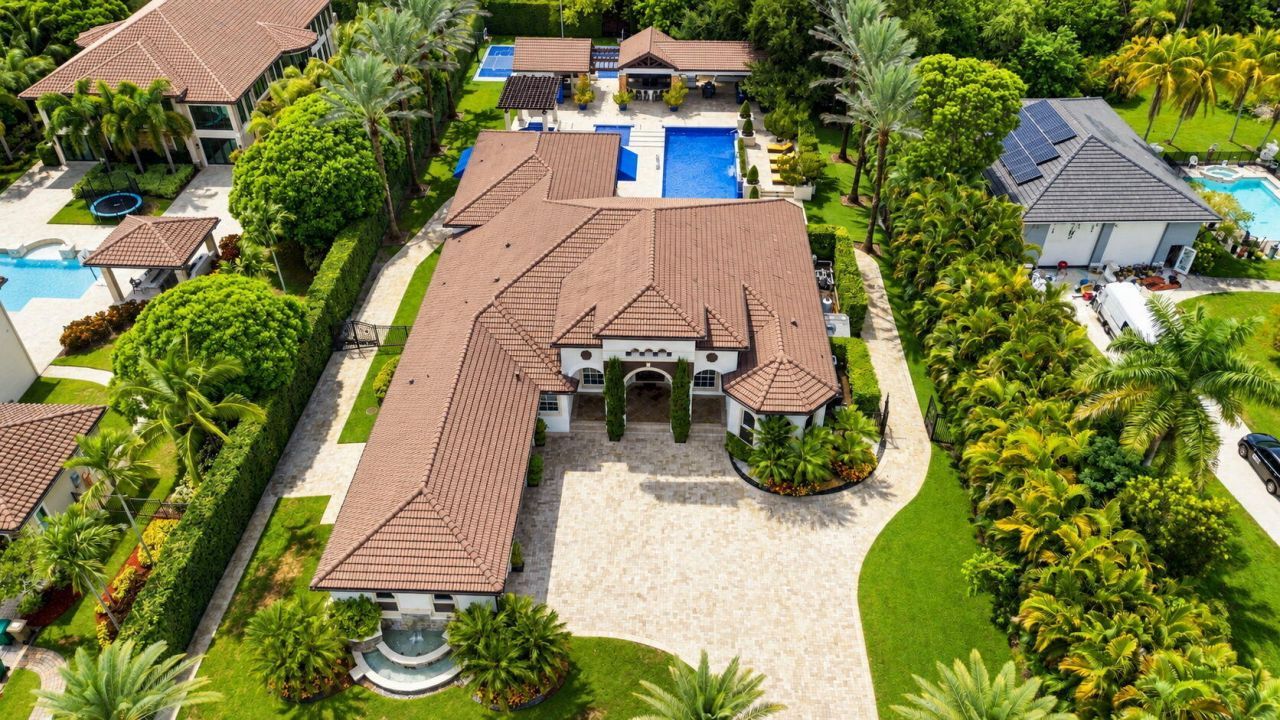 4851 SW 111th Terrace, Davie, FL 33328 Photo