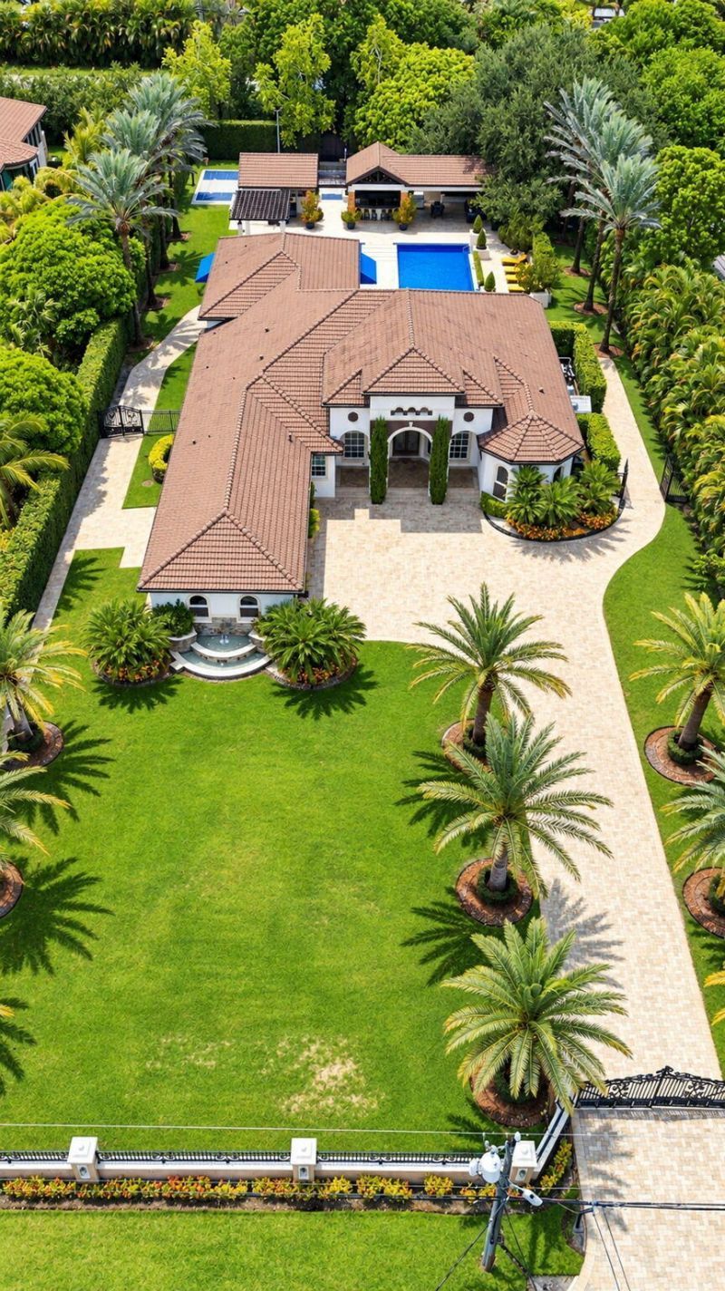 4851 SW 111th Terrace, Davie, FL 33328 Photo