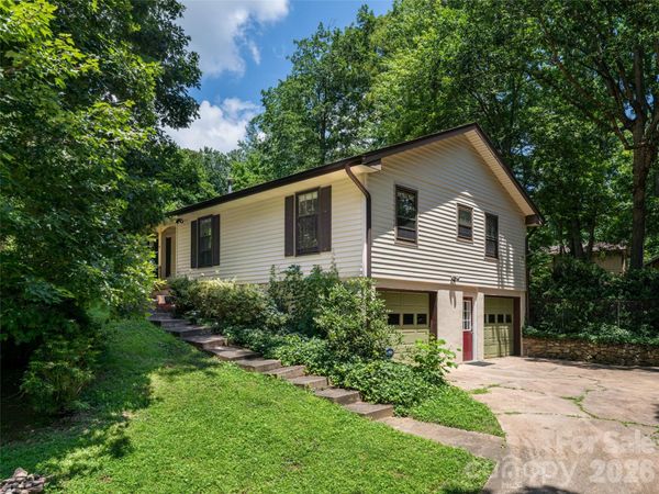 14 Forest Ridge Drive, Arden, NC 28704