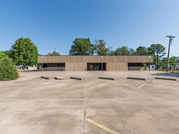 123 W Highland Street, Shawnee, OK 74801