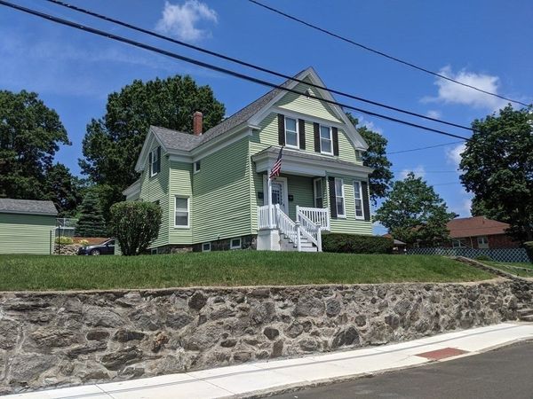 53 Weare, Lawrence, MA 01843