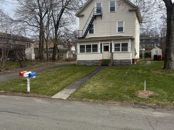 295 Chamberlain , Meriden, CT 06451