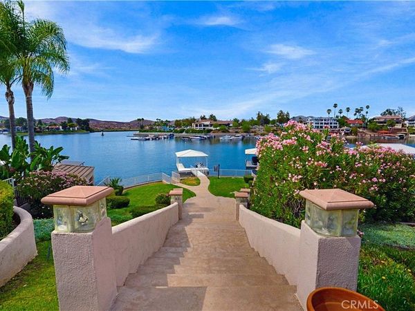 22330 Village Way, Canyon Lake, CA 92587
