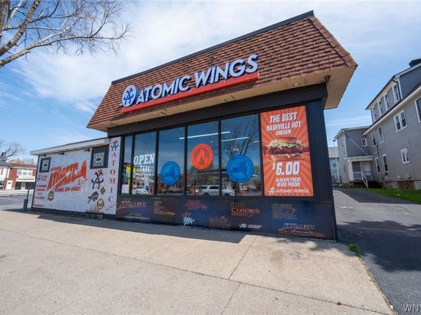 3199 Main Street , Buffalo, NY 14214