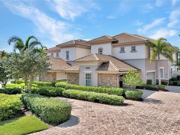 8723 Coastline CT , Unit 202, NAPLES, FL 34120