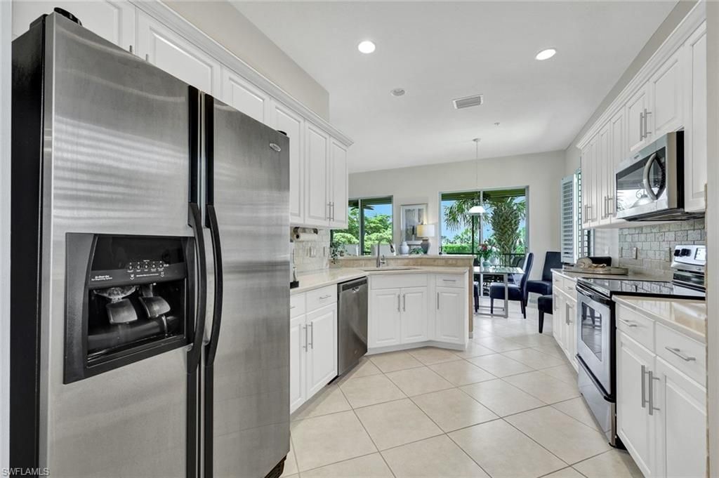 8723 Coastline Ct , Unit 202, Naples, FL 34120 Photo