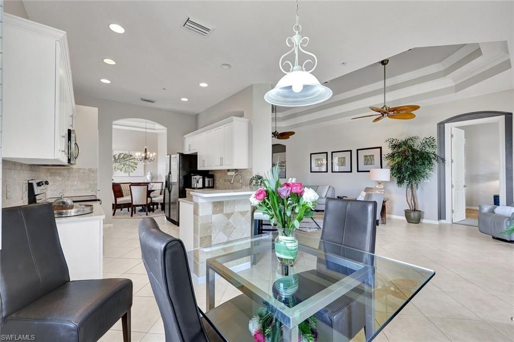 8723 Coastline Ct , Unit 202, Naples, FL 34120 Photo
