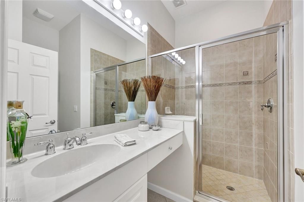 8723 Coastline Ct , Unit 202, Naples, FL 34120 Photo