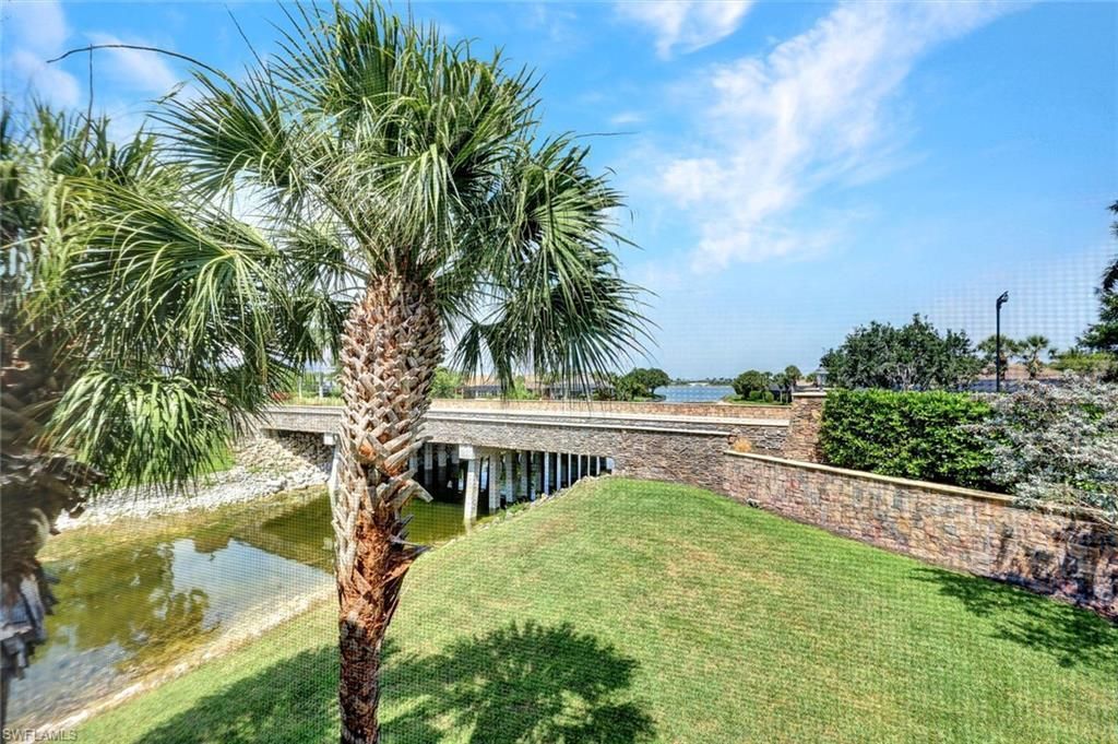 8723 Coastline Ct , Unit 202, Naples, FL 34120 Photo