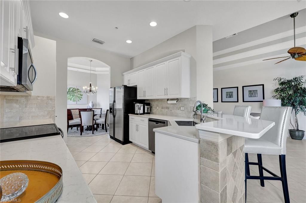 8723 Coastline Ct , Unit 202, Naples, FL 34120 Photo
