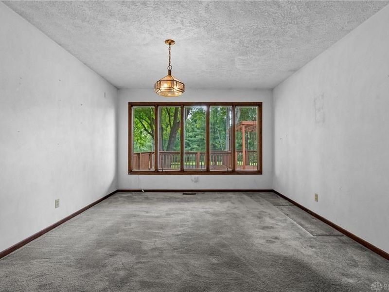 855 McBee Road, Bellbrook, OH 45305 Photo 9