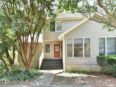 102 Mallard Court, Chapel Hill, NC 27517