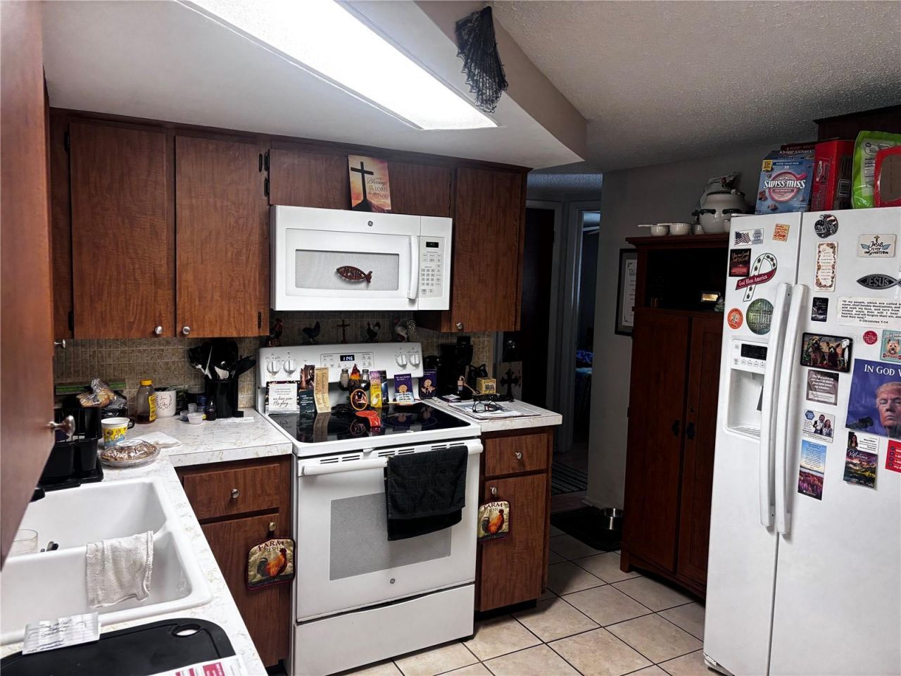 9040 Chatam Lane , Port Richey, FL 34668 Photo