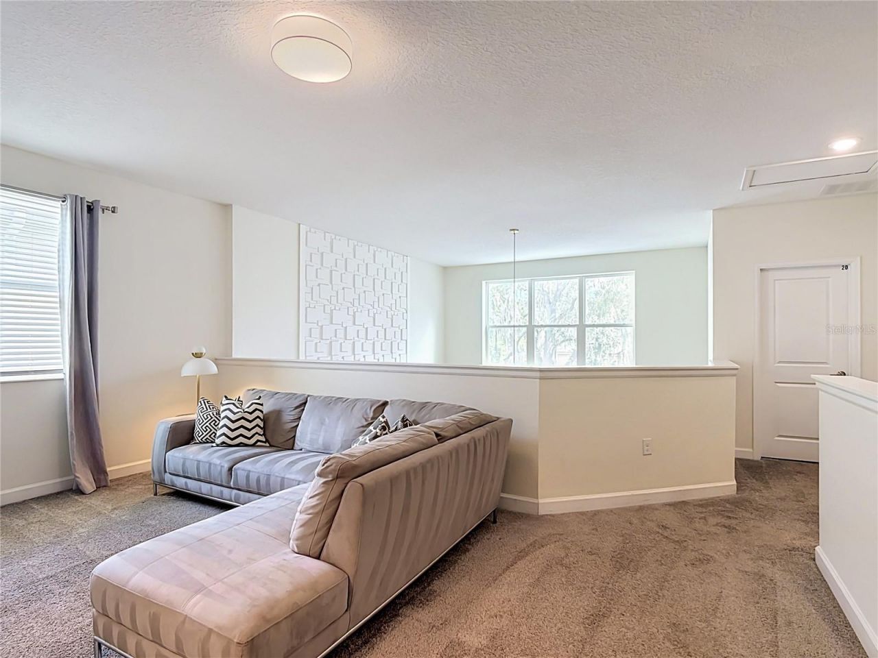2735 Bookmark Drive, Kissimmee, FL 34746 Photo