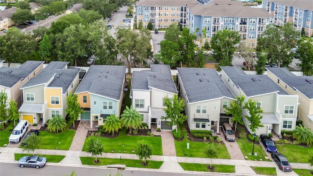 2735 Bookmark Drive, Kissimmee, FL 34746 Photo