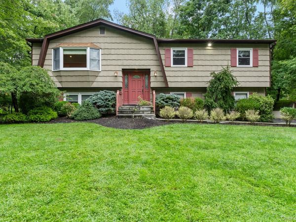 1 Earl Court, Monsey, NY 10952