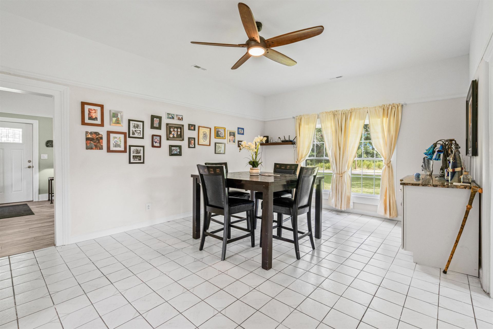 827 Sheila Dr. Photo 12