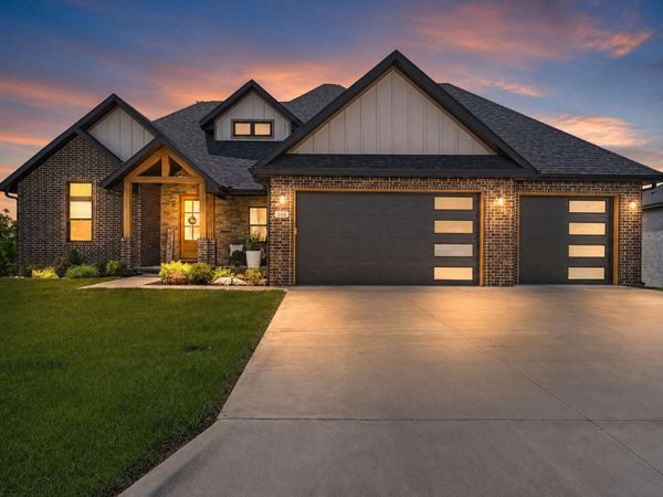 204 N Blarney Court, Nixa, MO 65714
