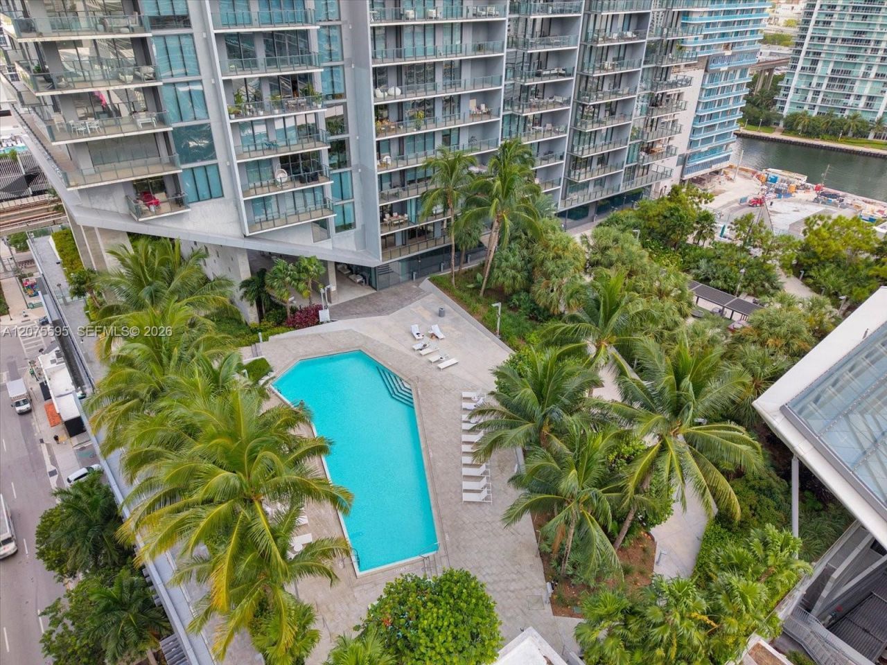 88 SW 7th St , Unit 2204, Miami, FL 33130 Photo