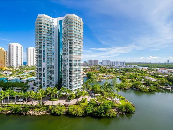 300 Sunny Isles Blvd , Unit 4-1208, Sunny Isles Beach, FL 33160