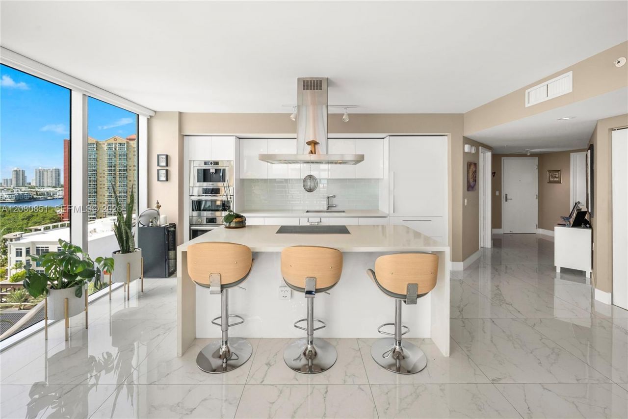 300 Sunny Isles Blvd , Unit 4-1208, Sunny Isles Beach, FL 33160 Photo