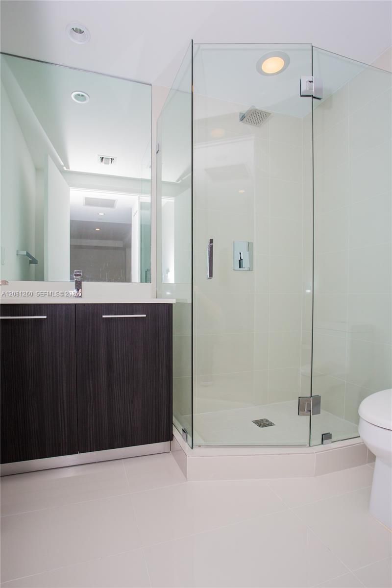 45 SW 9th St , Unit 3204, Miami, FL 33130 Photo