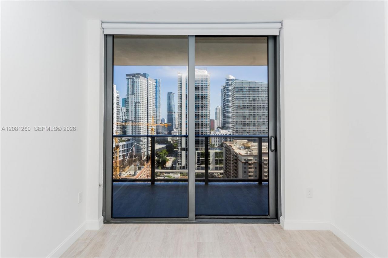 45 SW 9th St , Unit 3204, Miami, FL 33130 Photo
