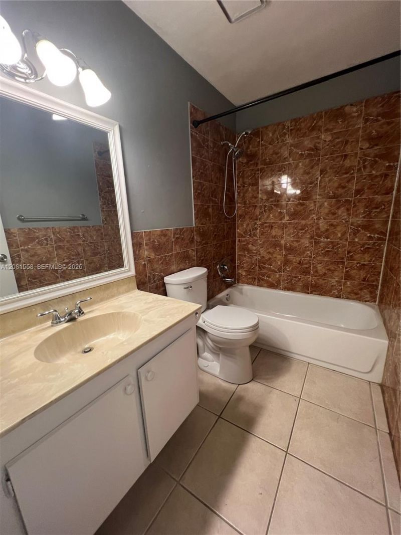 1854 SW 81st Ter , Unit 6-17, Davie, FL 33324 Photo
