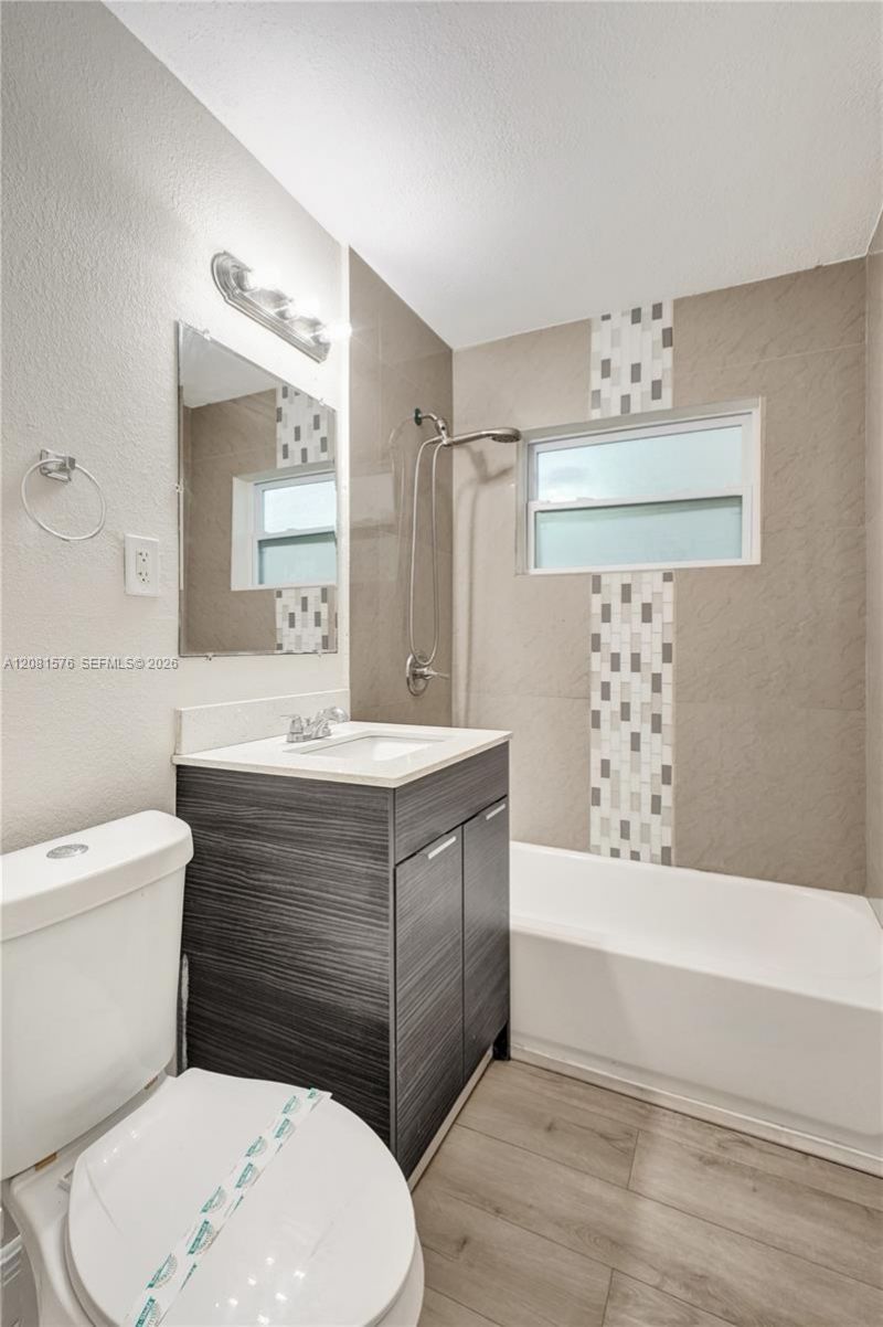 429 NW 9th Ave , Unit 1, Fort Lauderdale, FL 33311 Photo