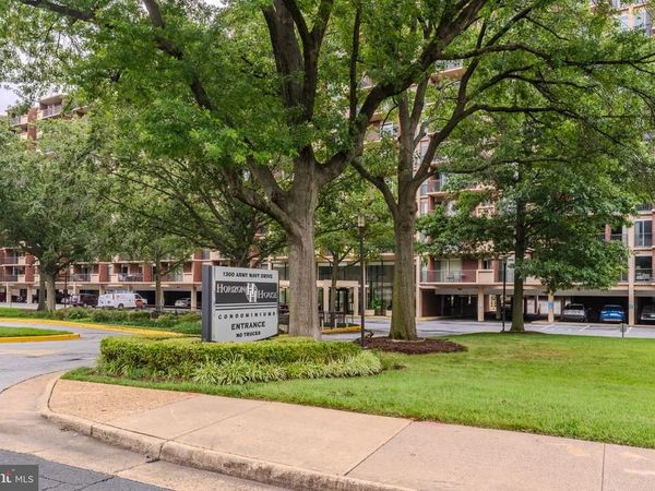1300 ARMY NAVY DRIVE, Unit 118, ARLINGTON, VA 22202