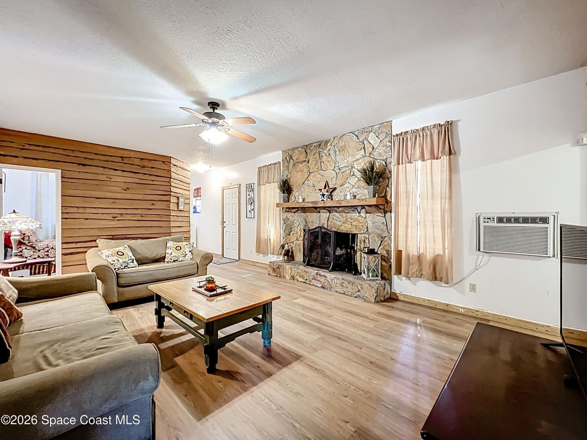 1338 Saint Nicholas Avenue, Christmas, FL 32709 Photo